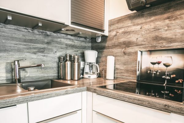modern wood kitchen splashback - Kitchen Showroom Displays in Castle Hill
